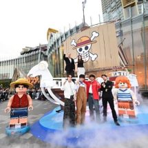 ไอคอนสยาม x The LEGO Groupเปิดตัว LEGO® ONE PIECE ครั้งแรกในโลก!สาวกโจรสลัดหมวกฟางแห่ร่วมผจญภัยที่ริมแม่น้ำเจ้าพระยา