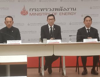 รมว.อรรถพล” สั่งระดมเร่งฟื้นฟูน้ำท่วมภาคใต้ ยืนยันการขนส่งเชื้อเพลิงไม่สะดุด พร้อมส่งทีมงานลงพื้นที่ช่วยเหลือใกล้ชิด