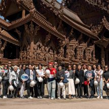 กรุงไทย-แอกซ่า ประกันชีวิต ร่วมกับ The First Ultimate Big Fan  จัดกิจกรรมให้ลูกค้าคนสำคัญ “One Day Trip in Chonburi”  มอบประสบการณ์สุดเอ็กซ์คลูซีฟ