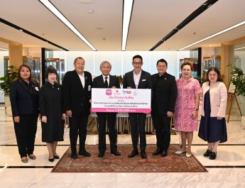 เมืองไทยประกันชีวิต สนับสนุนโครงการปรับปรุงอาคารและจัดซื้อเครื่องมือแพทย์เพื่อผู้ป่วยมะเร็งเต้านม จำนวน 3,000,000 บาท แก่ศูนย์สิริกิติ์บรมราชินีนาถ เพื่อโรคมะเร็งเต้านม